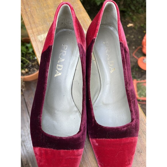 AUTH LUXURY PRADA PUMPS SHOES Slip On Evening BORDEAUX & RED VELVET US 7 EU 37 - Picture 11 of 12